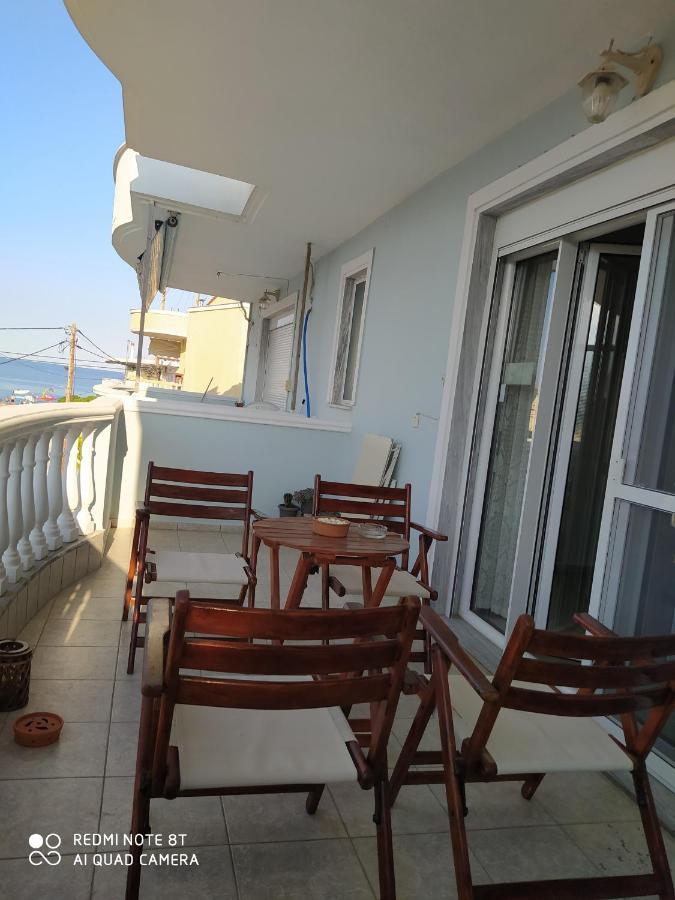Sea And Sky Apartment เนอาเปรามอส ภายนอก รูปภาพ