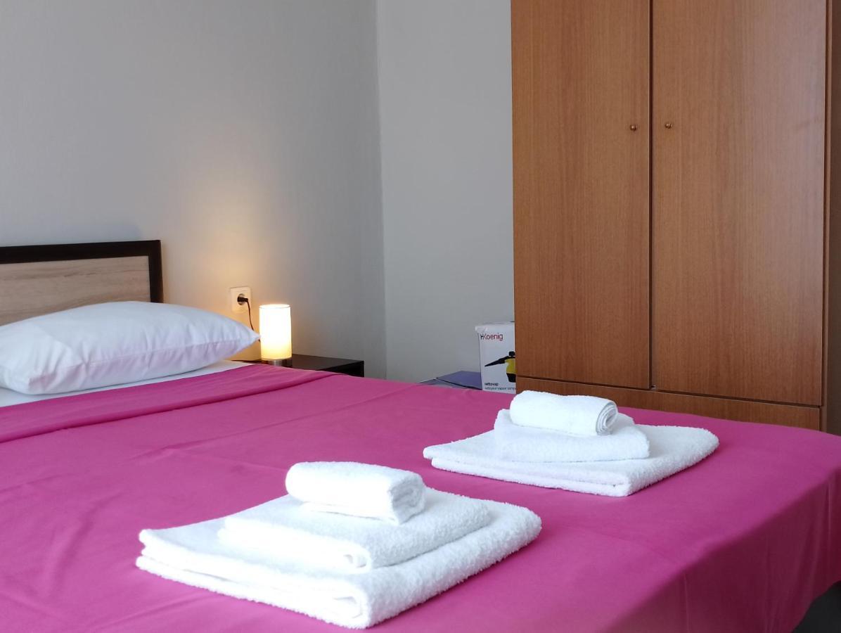 Sea And Sky Apartment เนอาเปรามอส ภายนอก รูปภาพ