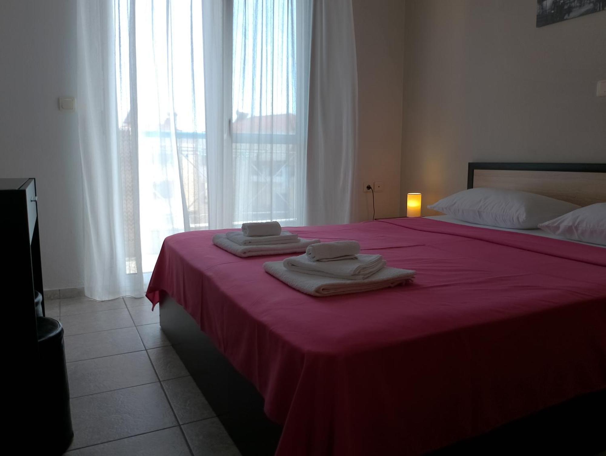 Sea And Sky Apartment เนอาเปรามอส ห้อง รูปภาพ